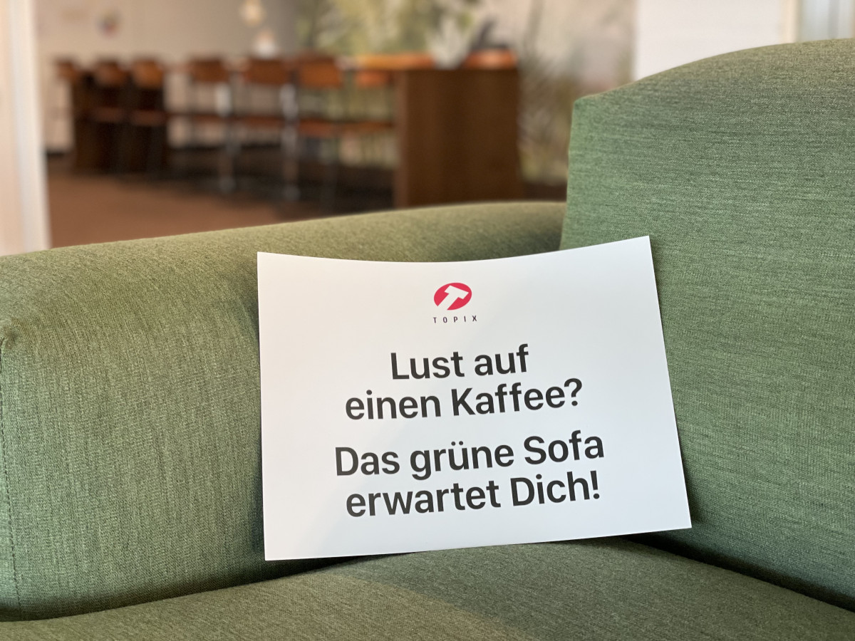 Das gr&uuml;ne Sofa l&auml;dt ein