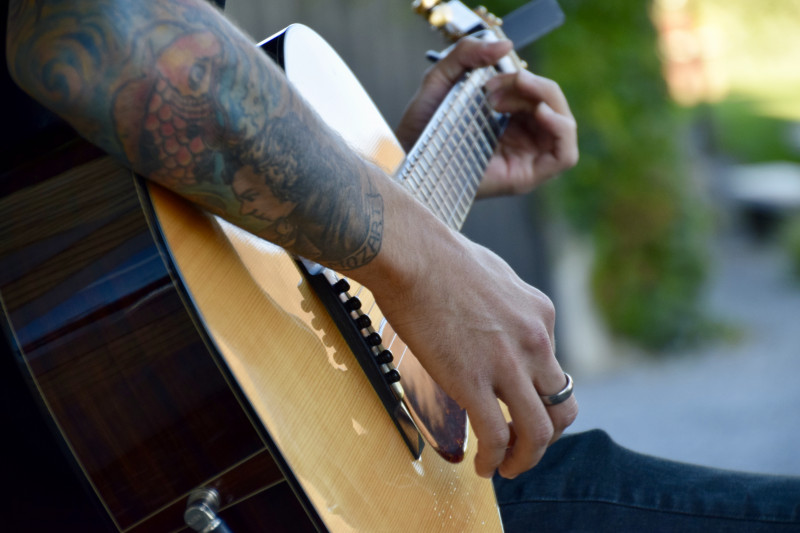 Musikalische Untermalung von...